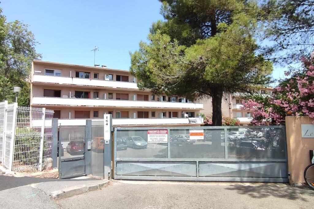 Michelet Studio Climatise Avec Balcon Et Parking Ferme Montpellier Esterno foto